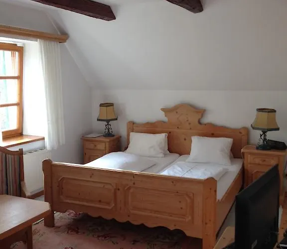 بيت ريفي Hirschenhof 2*